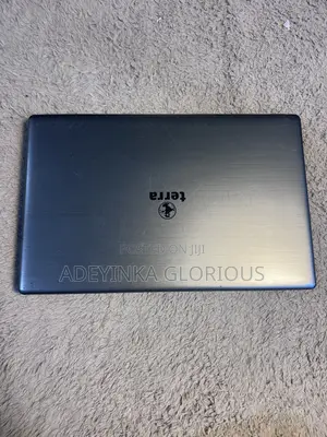 Laptop 8GB Intel Core i5 HDD 1T