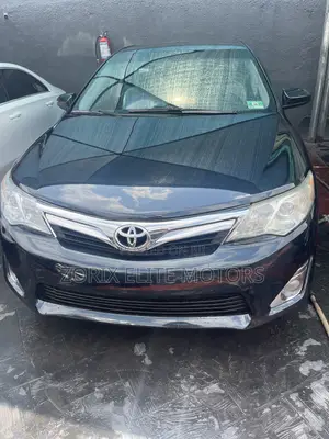 Toyota Camry 2014 Blue