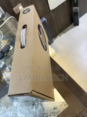 New Laptop HP 14S 4GB Intel Core i3 SSD 512GB