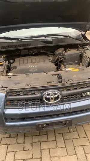 Toyota RAV4 2008 Blue
