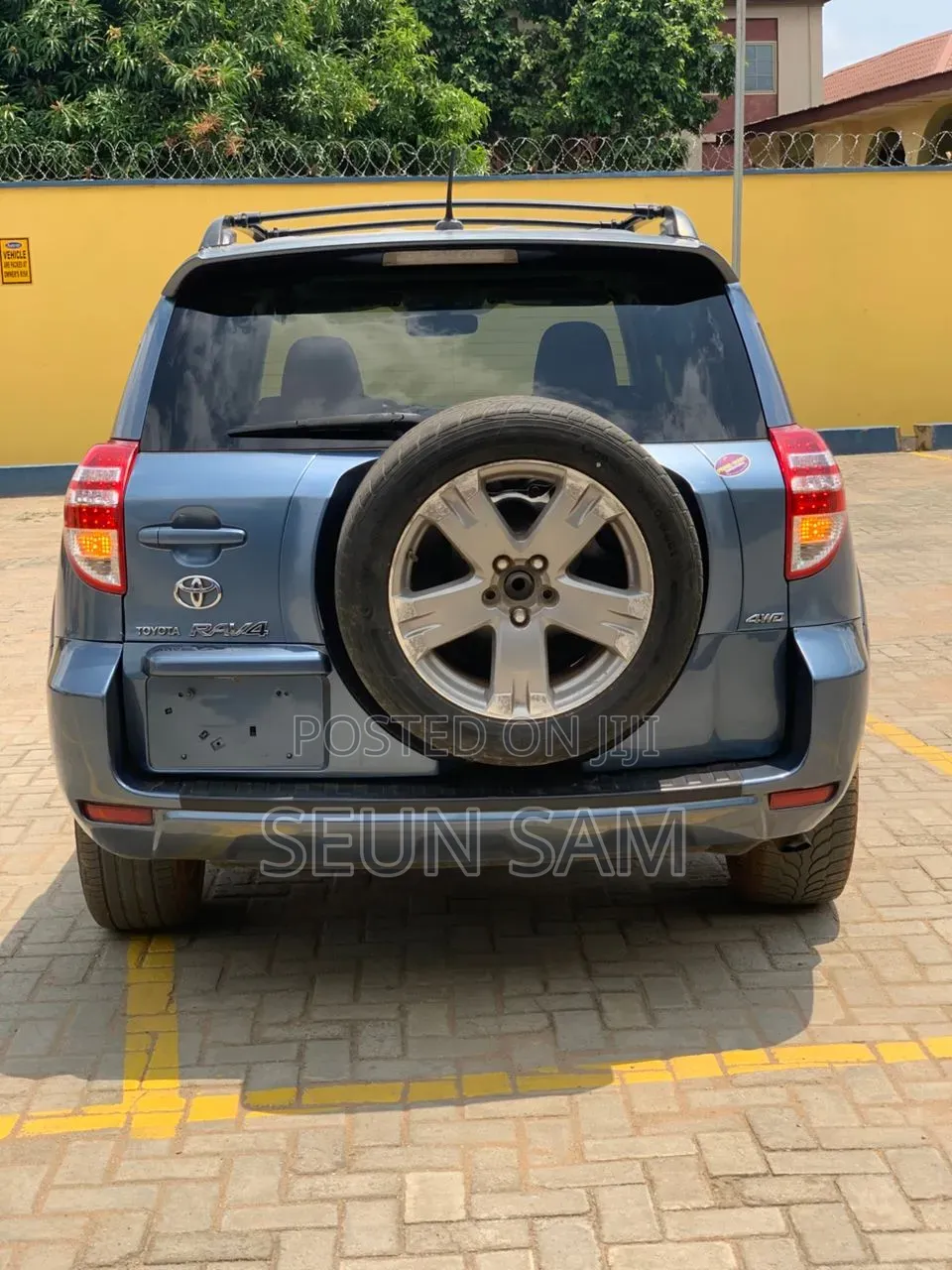 Toyota RAV4 2008 Blue