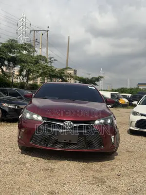 Toyota Camry XSE 4dr Sedan (3.5L 6cyl 6A) 2015 Maroon