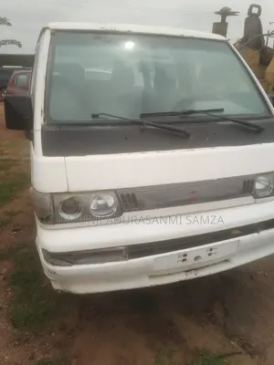 Mitsubishi L400 1998 White
