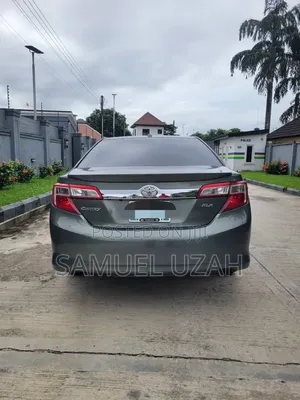 Toyota Camry 2014 Gray
