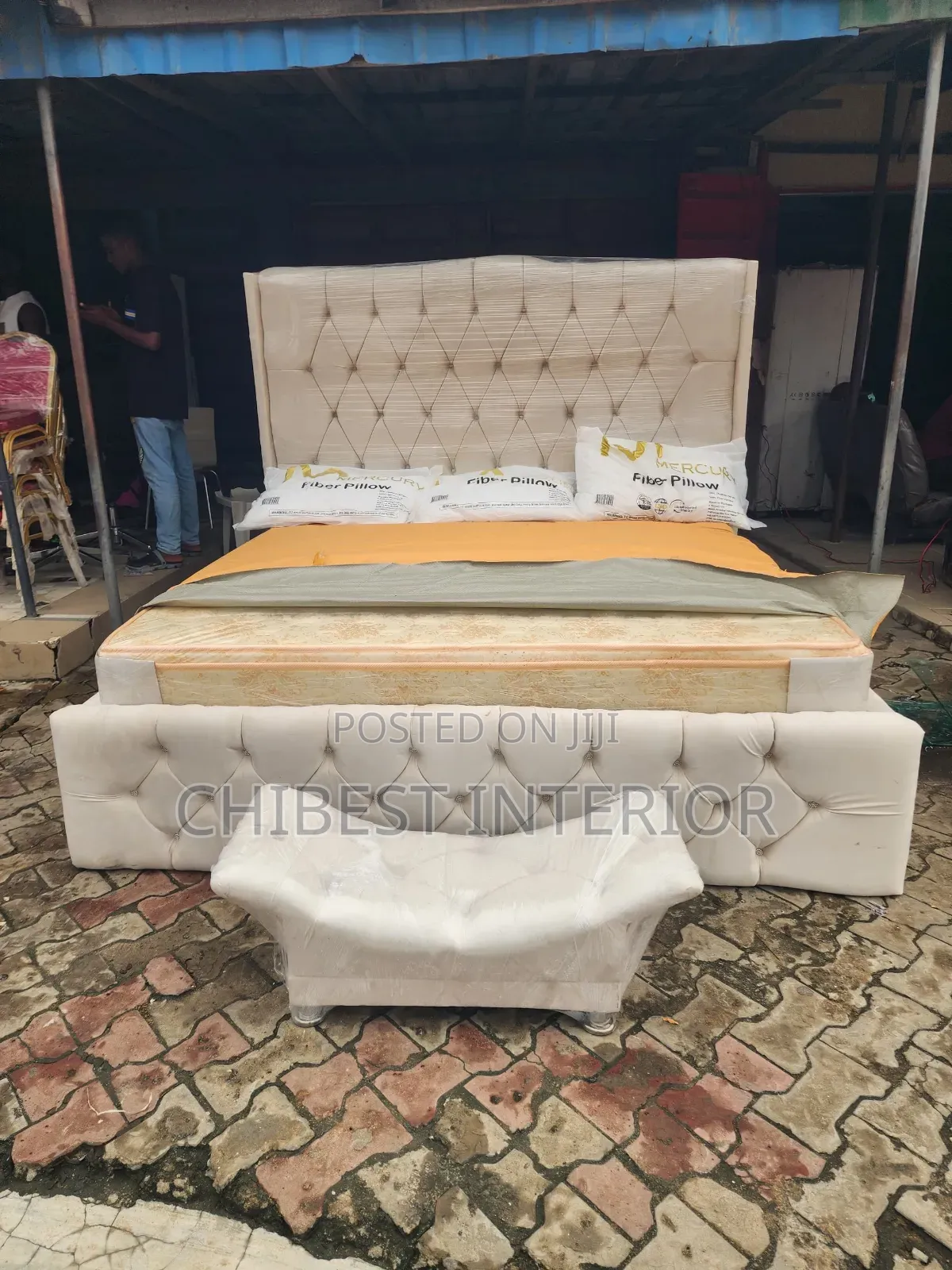 Executive 6by6 Bed Stand
