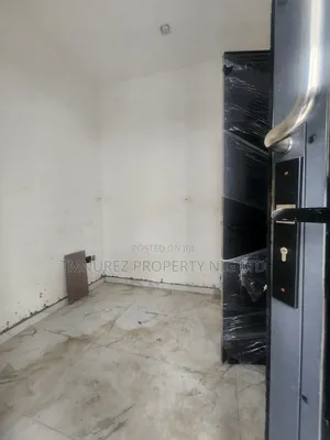 2bdrm Duplex in Osapa london for rent