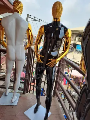 Black Mannequin