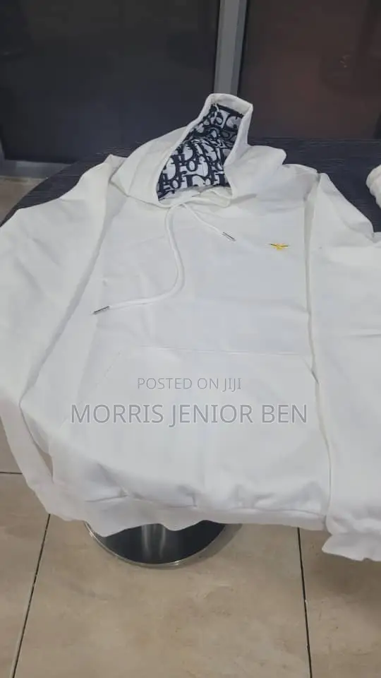 Hoodie Up and Down. ( Size) Medium.