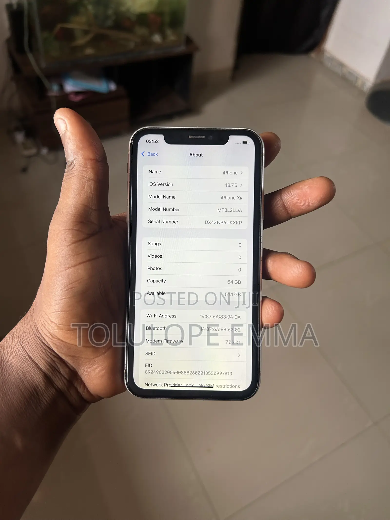 Apple iPhone XR 64 GB White