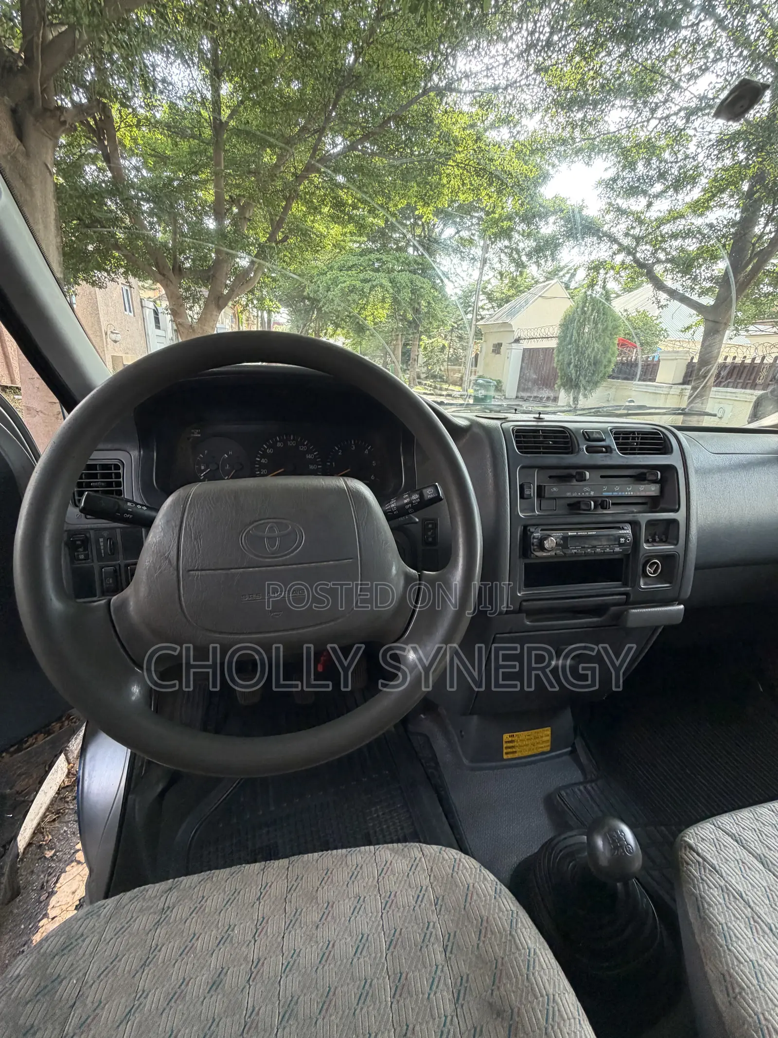 Toyota HiAce 2005 Silver