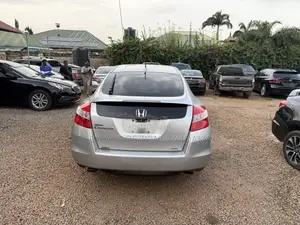Honda Crosstour 3.5 AWD 2010 Silver