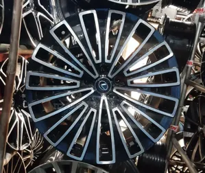 18 Inch Rim Black and Stainless Lexus