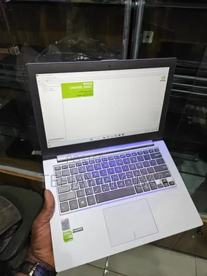 Laptop Asus ZenBook UX32A 12GB Intel Core i5 SSD 256GB