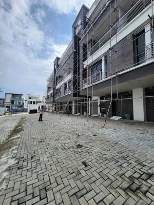 3bdrm Duplex in Osapa london for rent