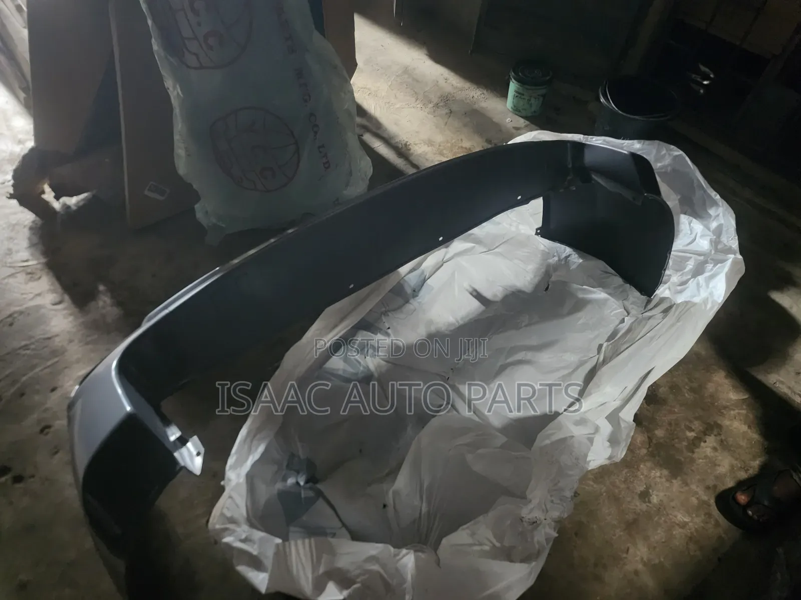 Back Bumper Rav4 08