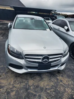 Mercedes-Benz C300 2016 Silver