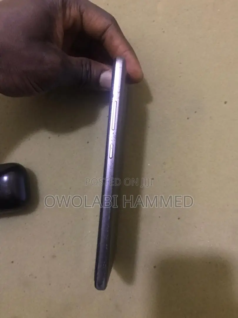 Nokia 2.4 64 GB Silver