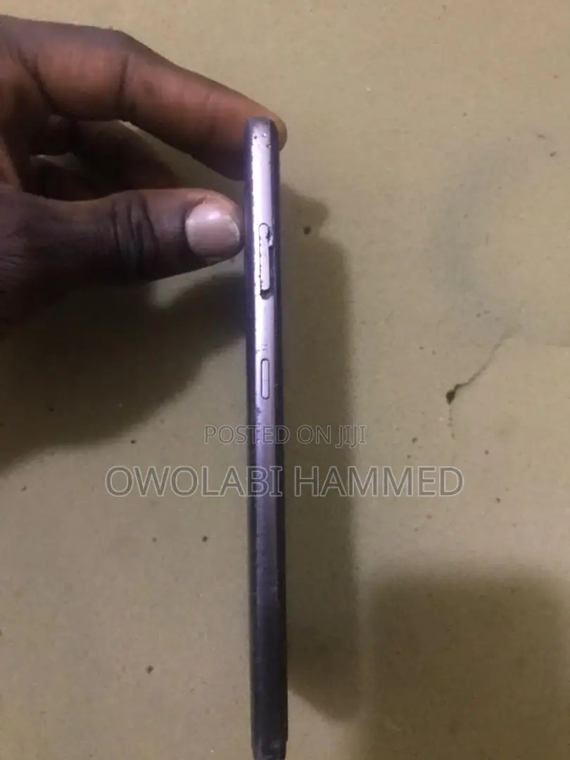 Nokia 2.4 64 GB Silver