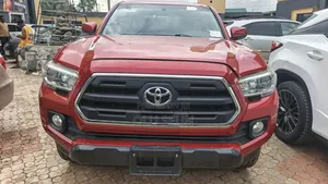 Toyota Tacoma 2017 Red