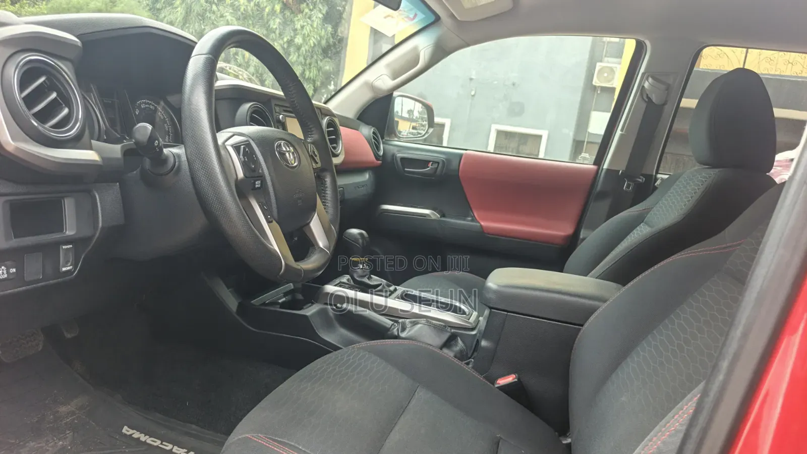 Toyota Tacoma 2017 Red