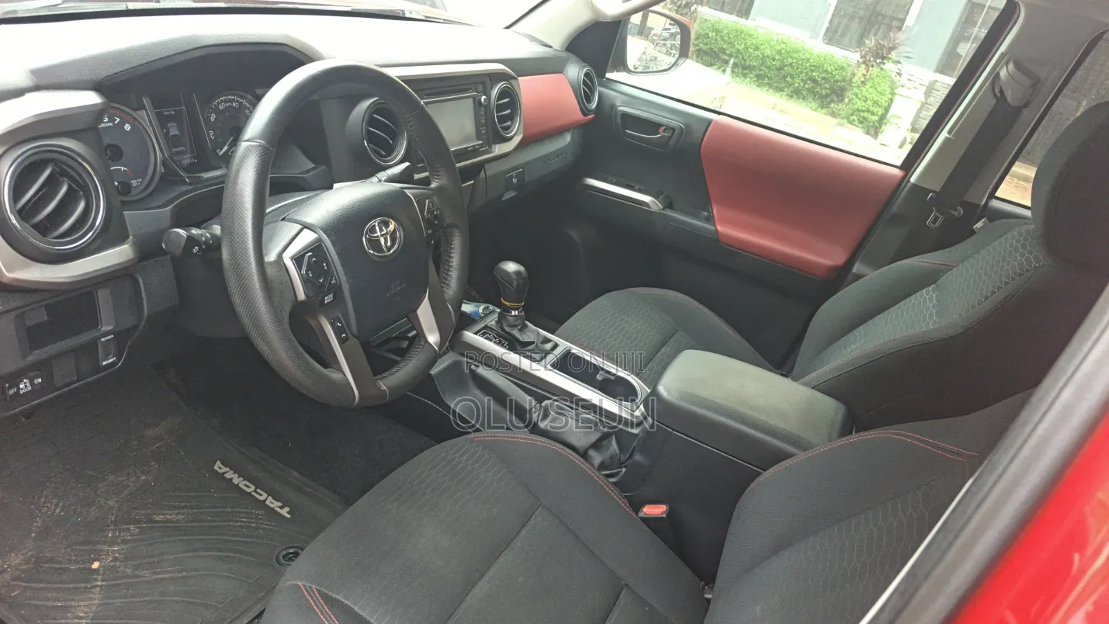 Toyota Tacoma 2017 Red