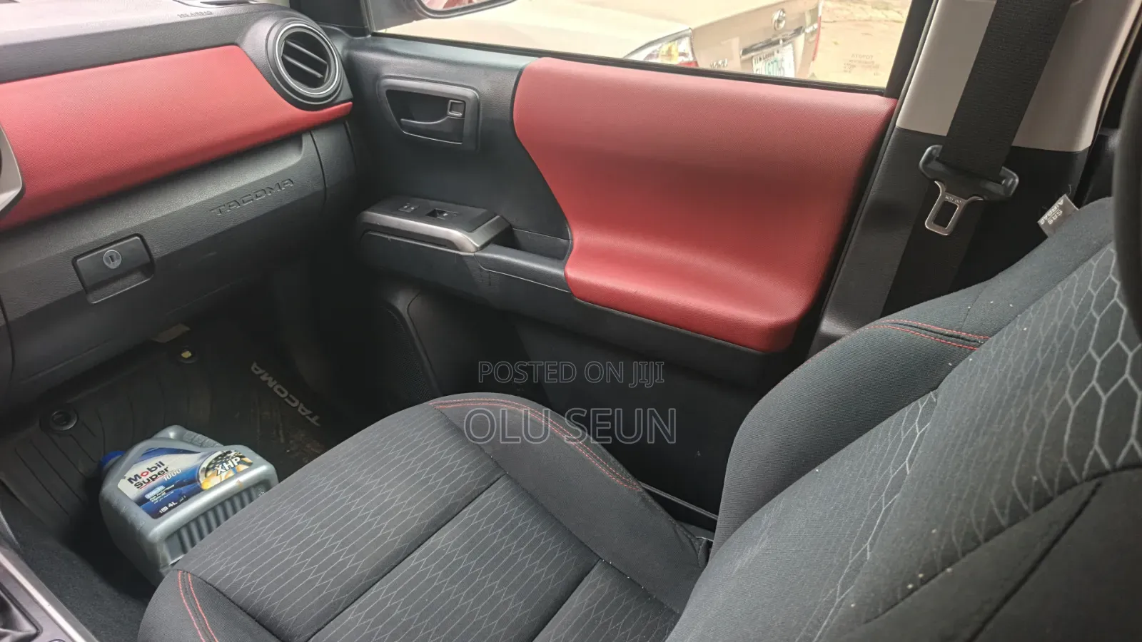 Toyota Tacoma 2017 Red