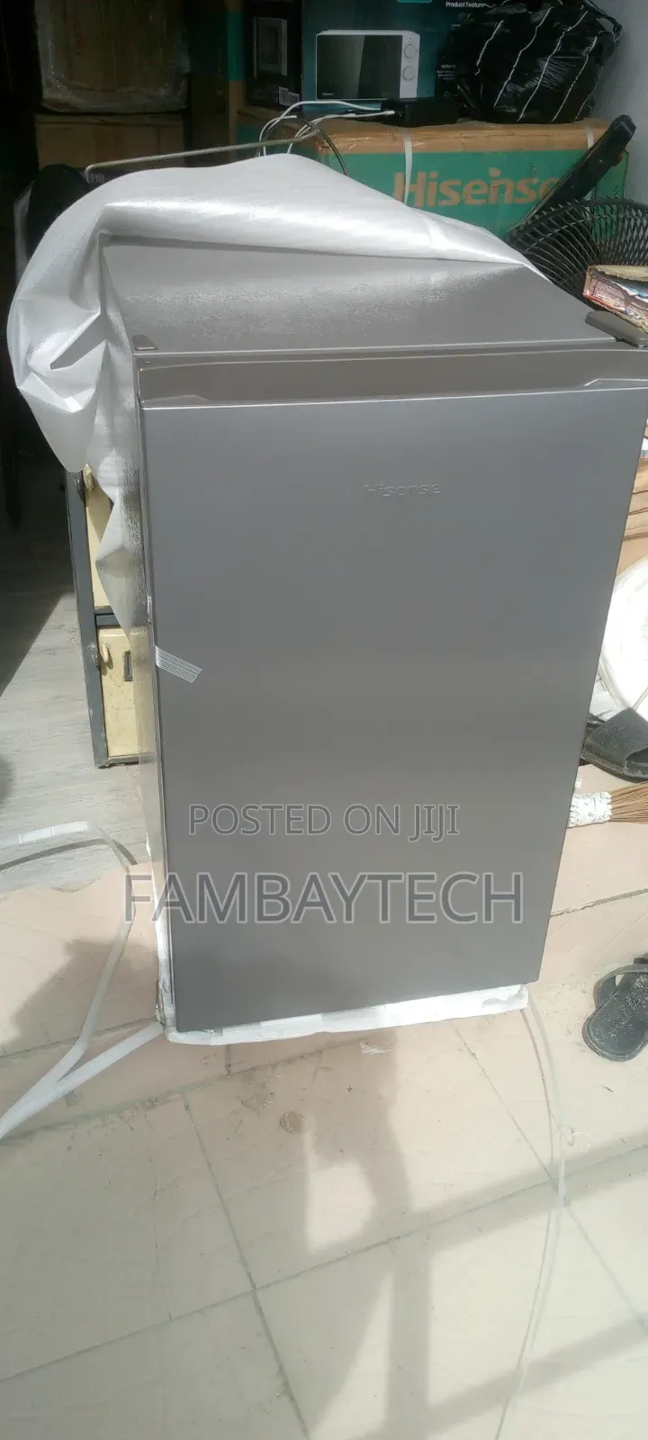 Hisense Ref 121 Single Door Refrigerator – Elegant Design