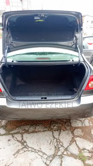 Toyota Corolla 2006 Gray