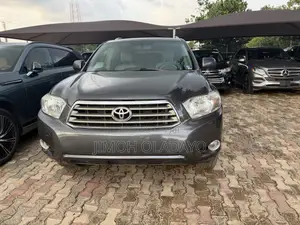 Toyota Highlander 2011 Gray