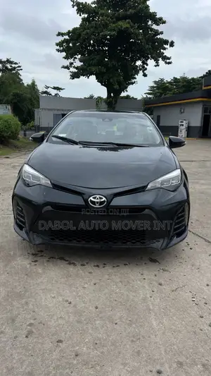 Toyota Corolla XSE (1.8L 4cyl 2A) 2019 Blue