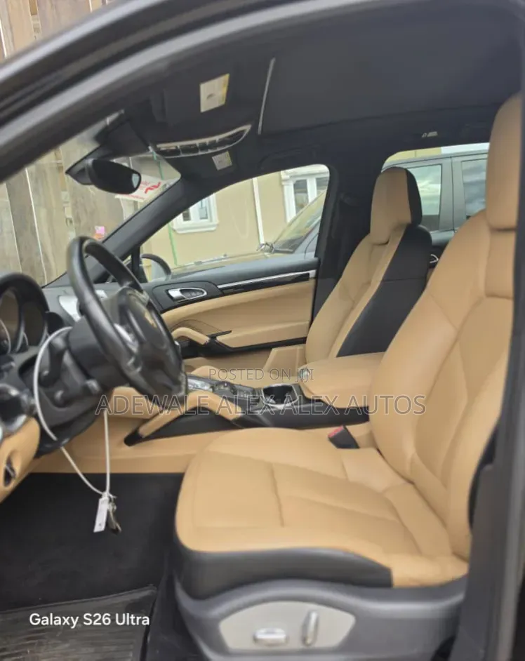Porsche Cayenne 2013 Black