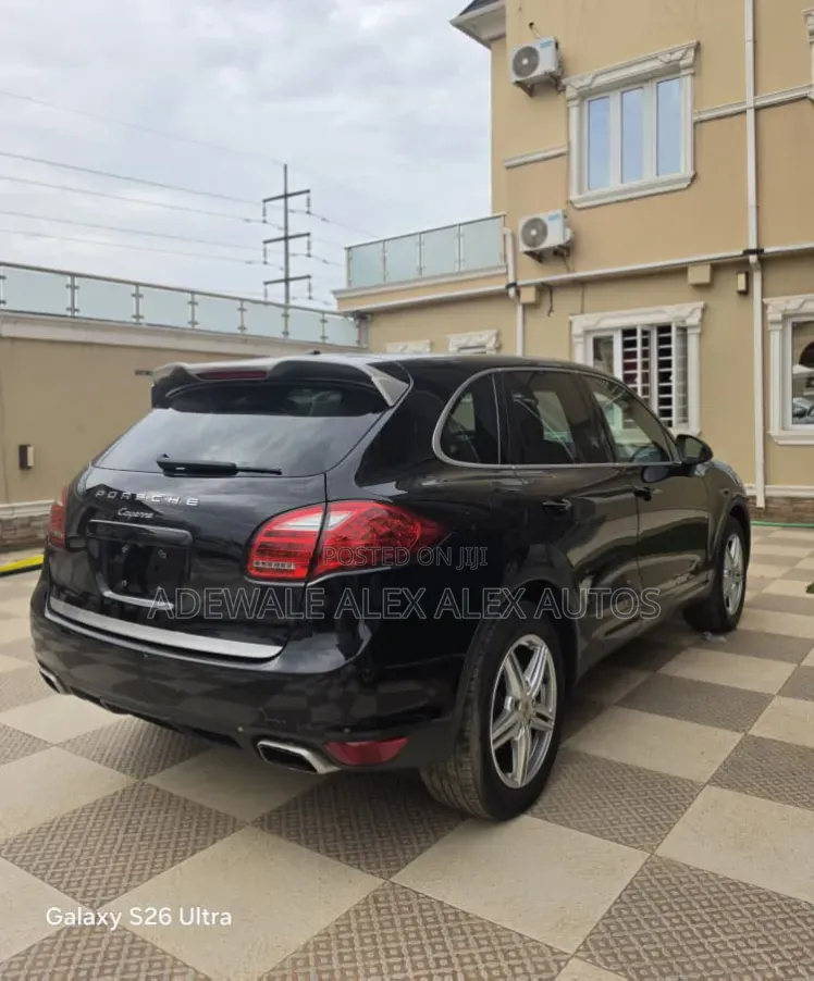 Porsche Cayenne 2013 Black
