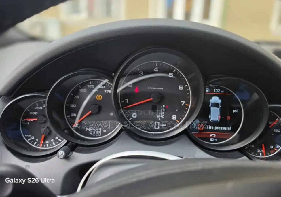 Porsche Cayenne 2013 Black
