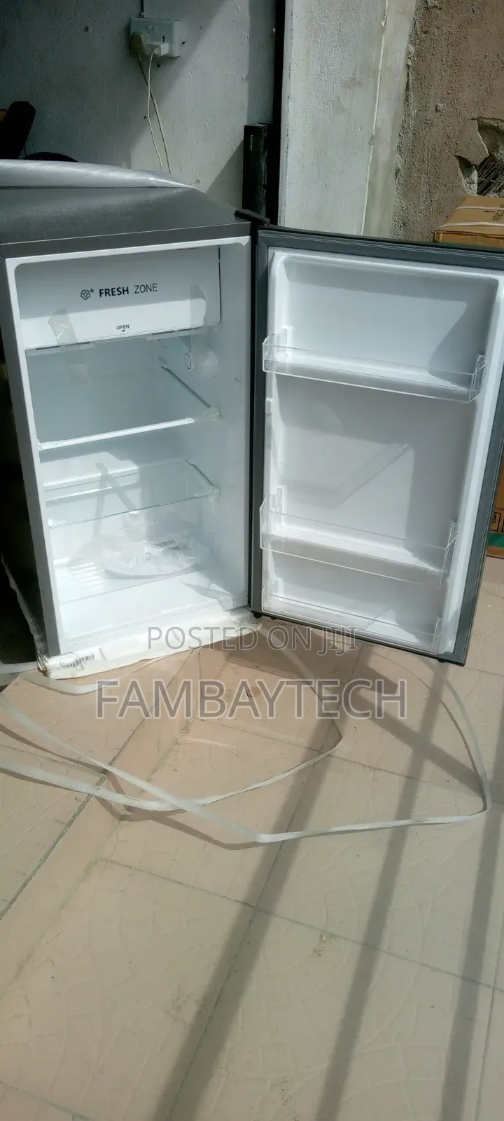 Hisense Ref 121 Refrigerator – Easy to Maintain