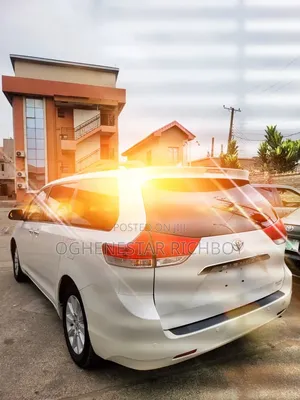 Executive Sienna for Rent