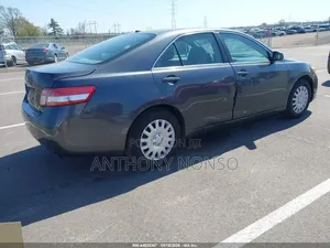 Toyota Camry 2011 Gray