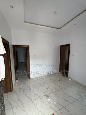 3bdrm Bungalow in Okebadan Estate, Akobo for rent