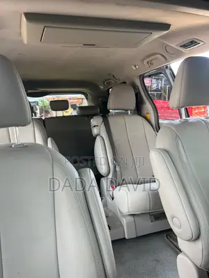 Toyota Sienna 2014 Silver