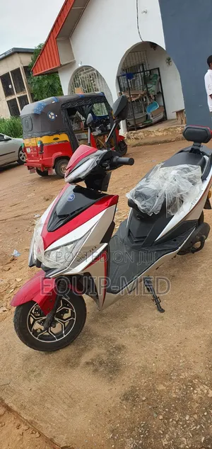 New Yadea G150P 2025 Red