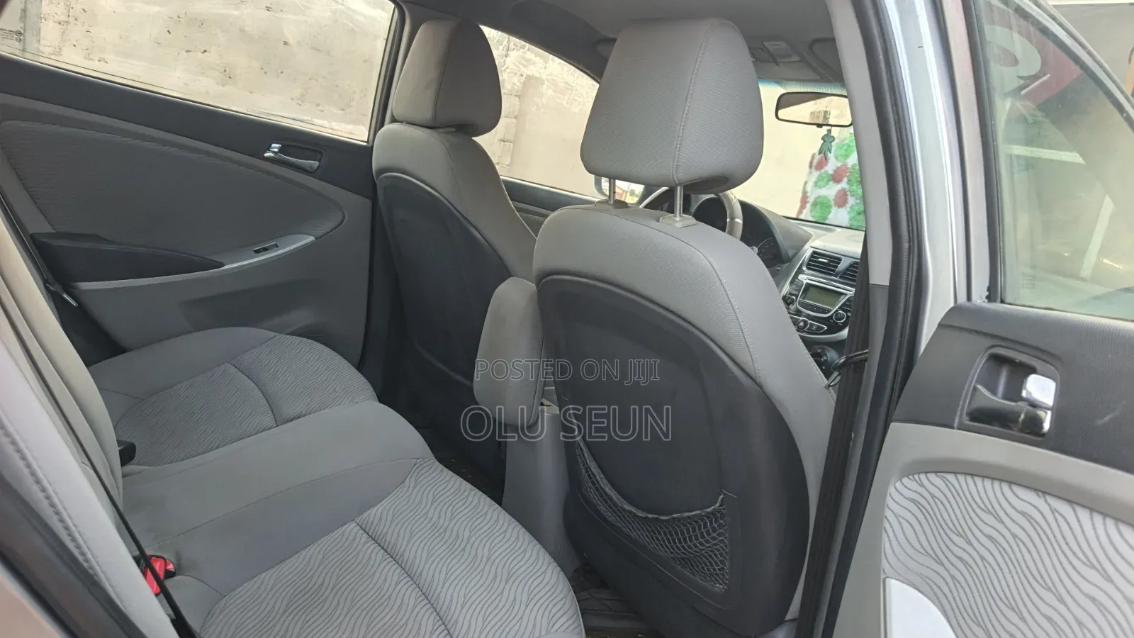 Hyundai Accent SE Automatic 2012 Silver
