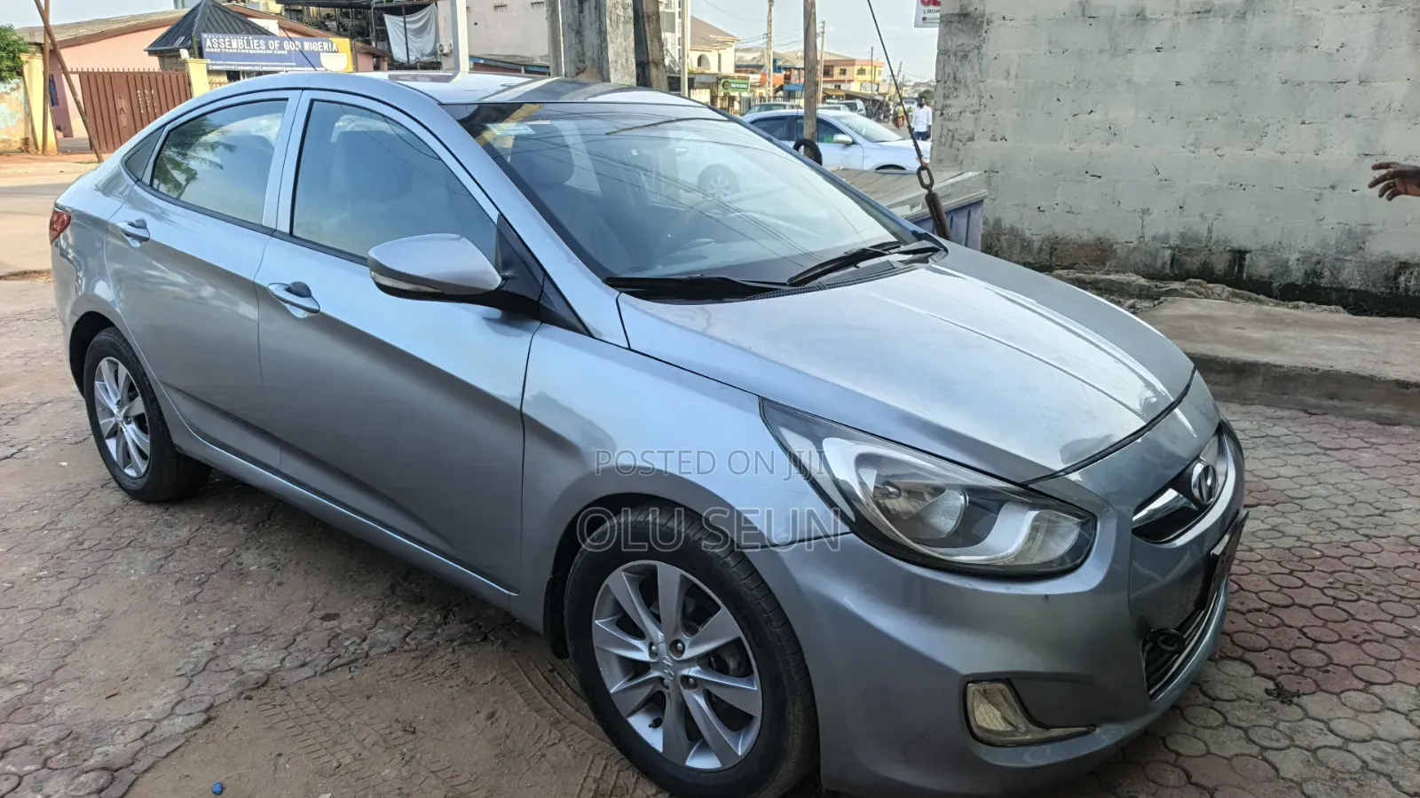 Hyundai Accent SE Automatic 2012 Silver