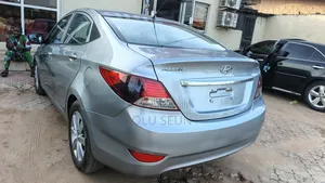 Hyundai Accent SE Automatic 2012 Silver