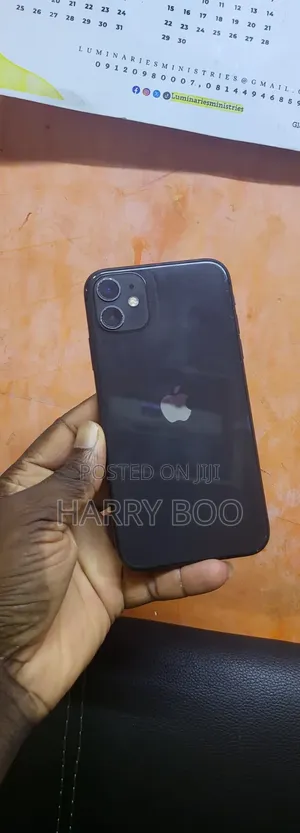 Apple iPhone 11 64 GB Black