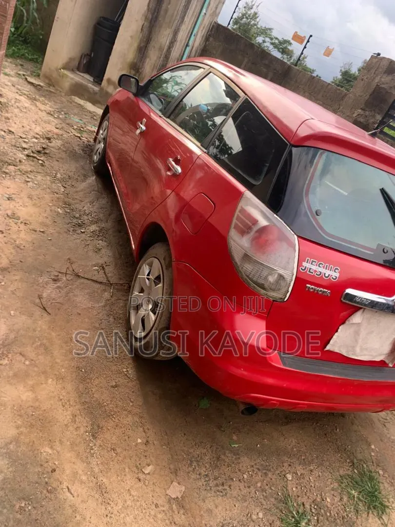 Toyota Matrix 2004 Red