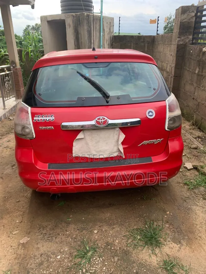 Toyota Matrix 2004 Red