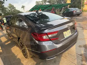 Honda Accord 2018 Gray