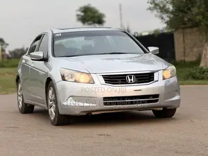 Honda Accord 2008 Silver