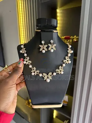 Enchanting Crystal Butterfly Bead Jewelry Set