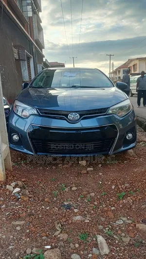 Toyota Corolla 2016 Gray