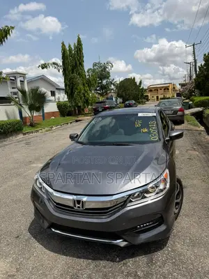 Honda Accord 2017 Gray